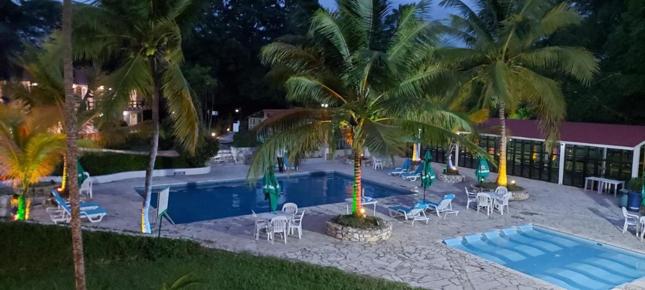 Mision Palenque Hotel Екстериор снимка